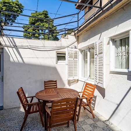 Central Apartment With Terrace Дубровник Екстериор снимка