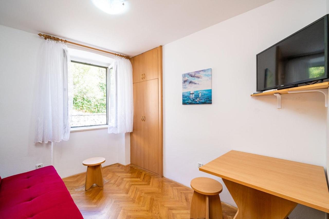Central Apartment With Terrace Дубровник Екстериор снимка