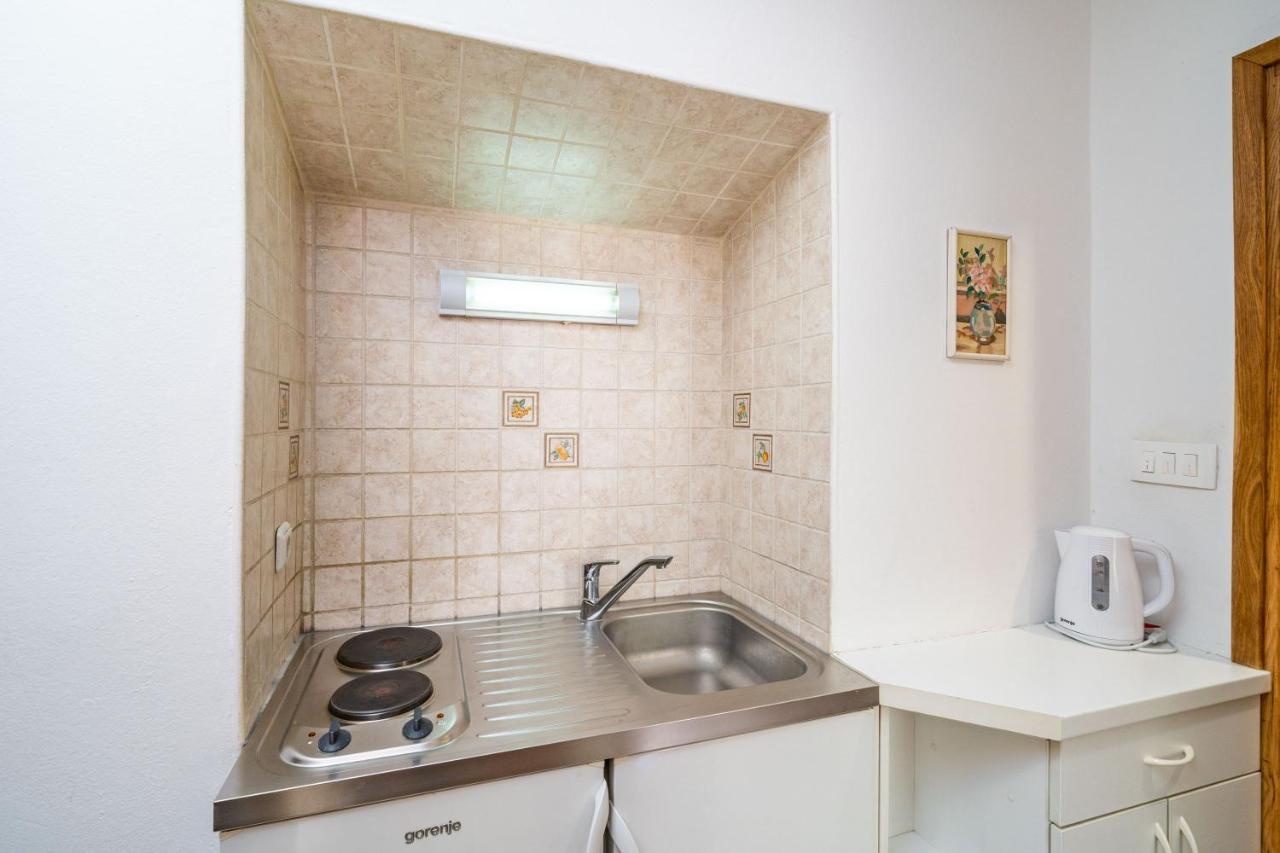 Central Apartment With Terrace Дубровник Екстериор снимка