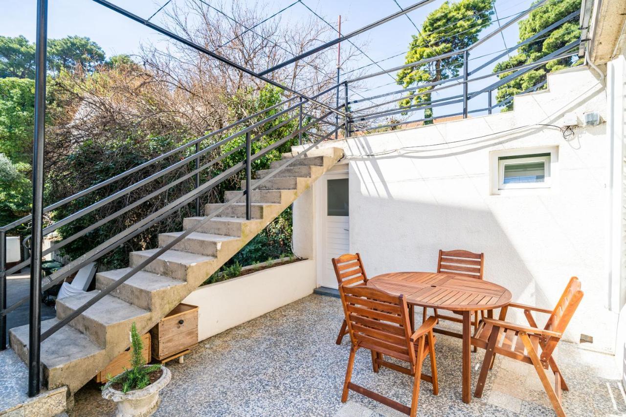 Central Apartment With Terrace Дубровник Екстериор снимка